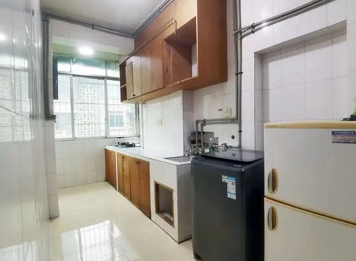成都8号线万年路地铁站/680空调房，随时入住，旁边就是万象城 
